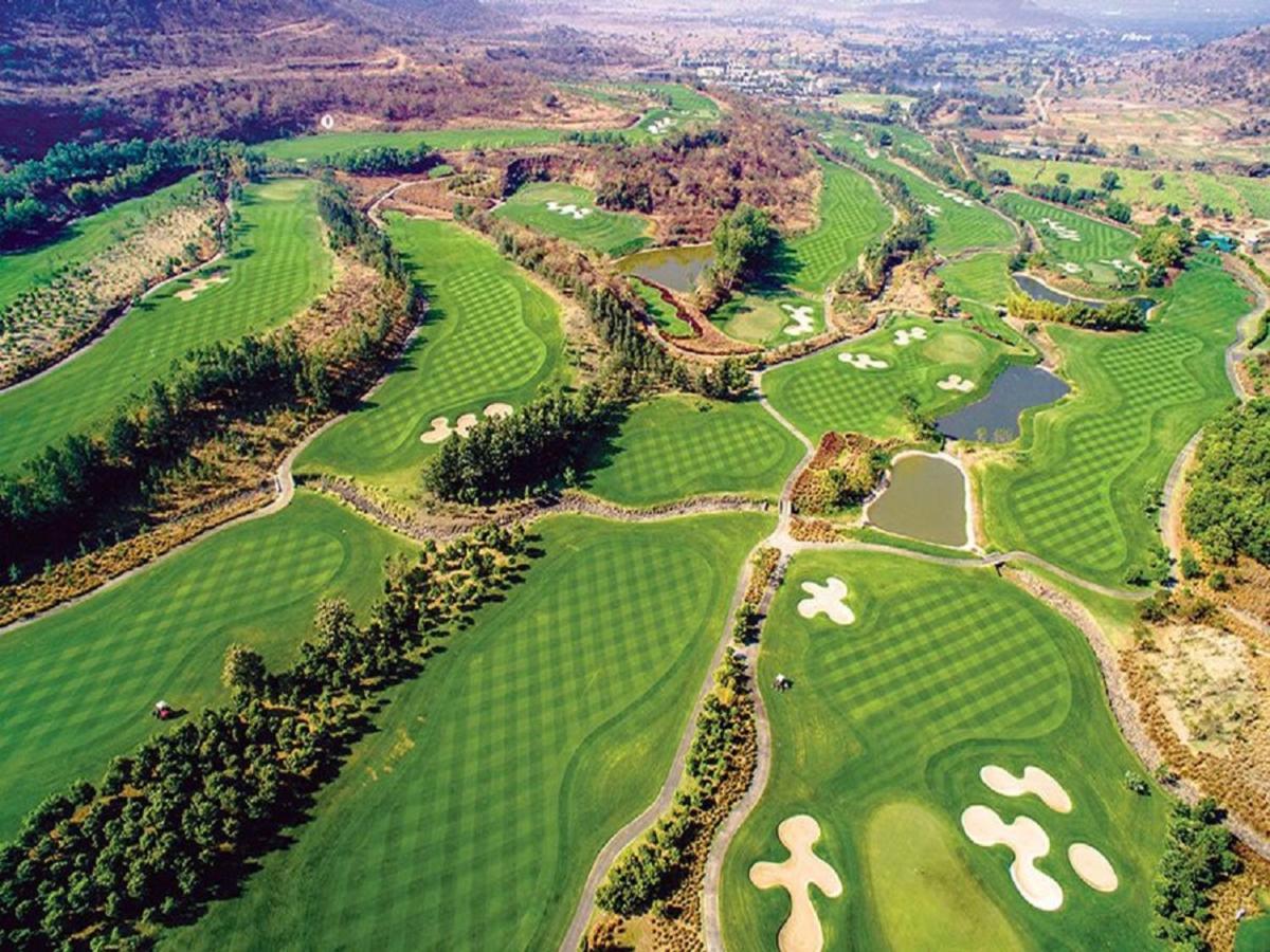 Oxford Golf Resort Pirangut Zewnętrze zdjęcie